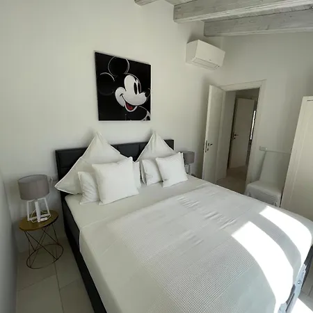 Casa Untouchable * Porto Cervo